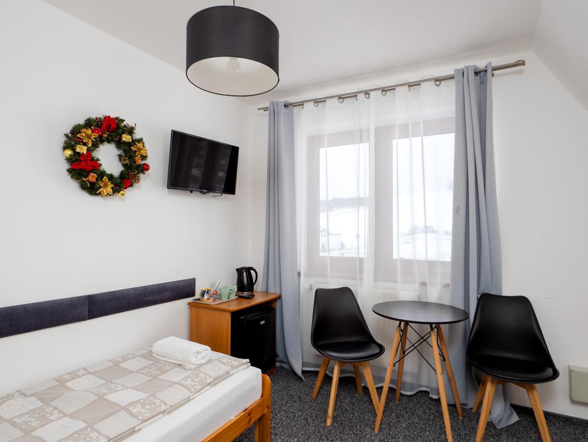 Villa 84 & Apartments Jacuzzi & Sauna Zakopane Exterior photo